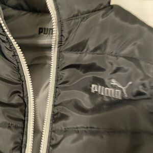 Puma boys large puffer vest reversible w gray/black